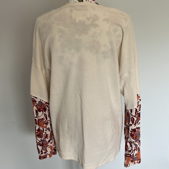 Anthropologie Annette Floral Thermal Long Sleeved Top - Picture 11 of 14